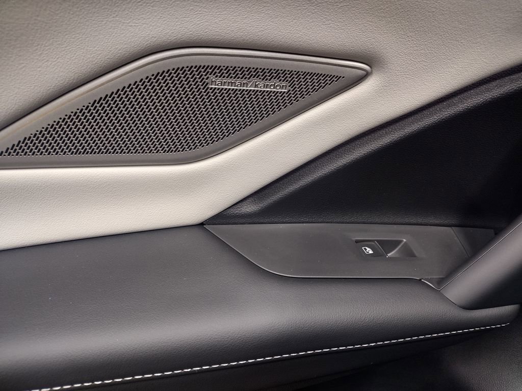 New 2026 Volkswagen Tiguan SEL R-Line image 29