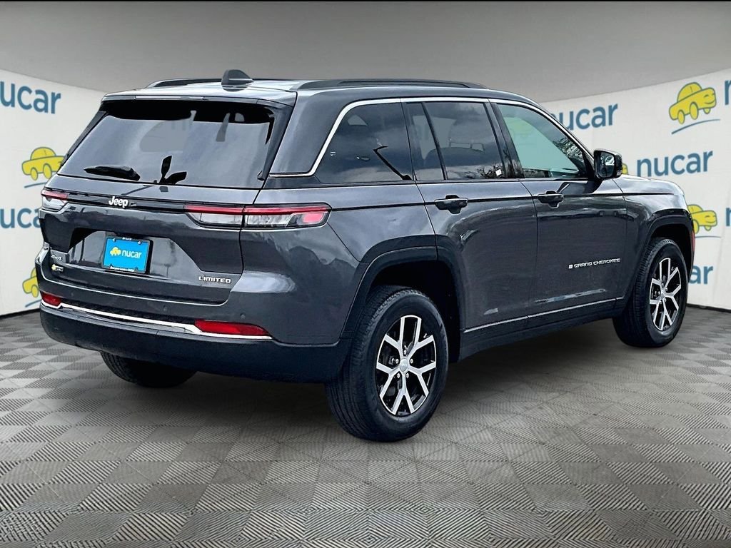 Used 2024 Jeep Grand Cherokee Limited AWD/4WD image 6