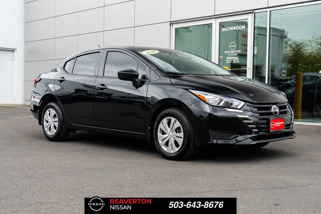 Used 2024 Nissan Versa S w/ Trunk Package