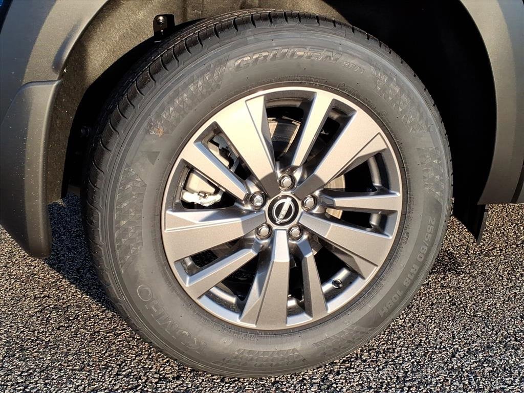 New 2025 Nissan Pathfinder SV image 5