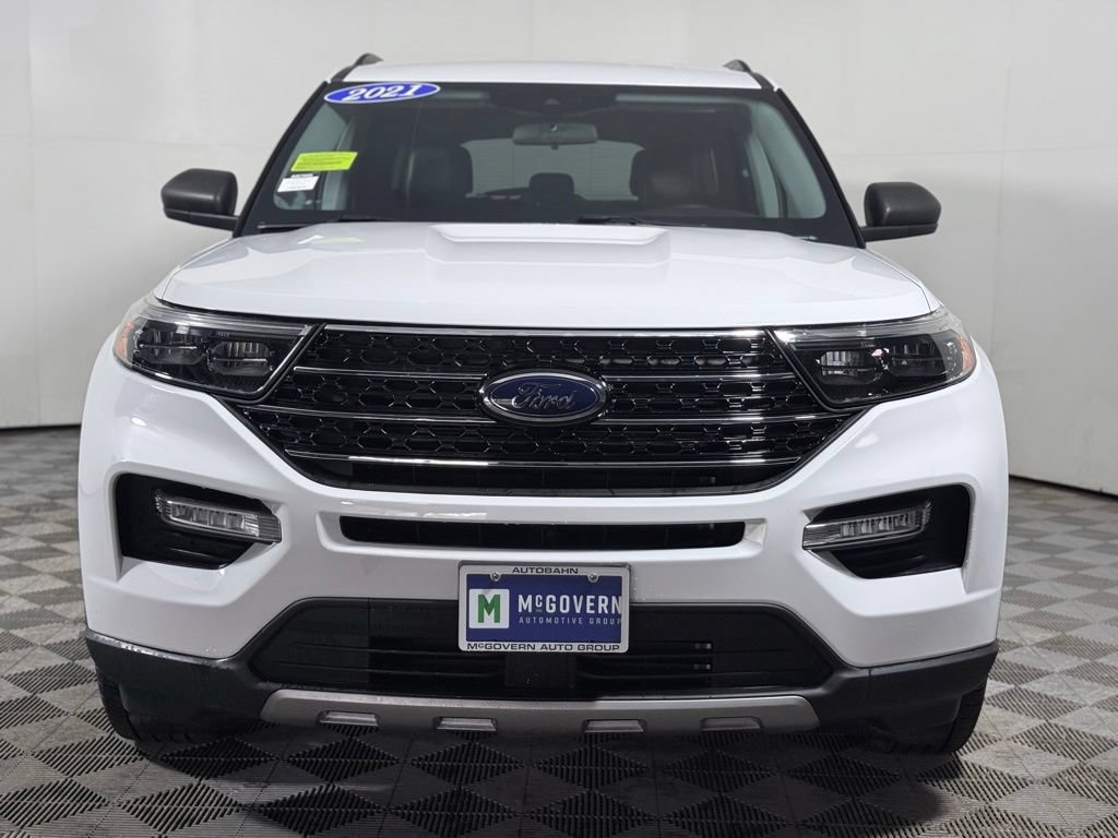 Used 2021 Ford Explorer XLT w/ Equipment Group 202A AWD/4WD image 10