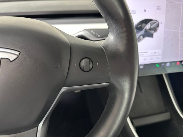 Used 2018 Tesla Model 3 Long Range image 16