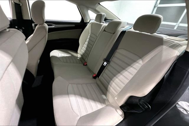 Used 2017 Ford Fusion S image 23
