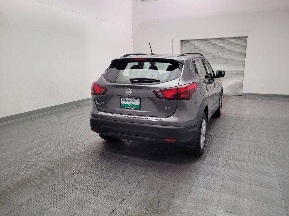 Used 2018 Nissan Rogue Sport SV FWD image 7