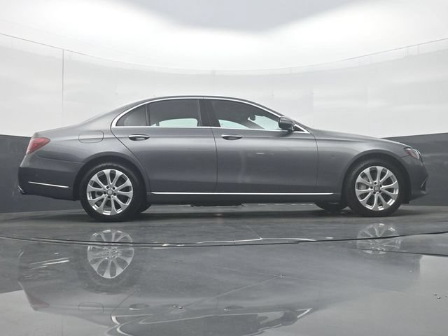 Used 2017 Mercedes-Benz E 300 4MATIC w/ Premium 1 Package image 34