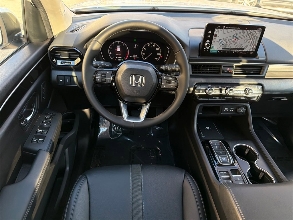 Used 2024 Honda Pilot Touring image 24