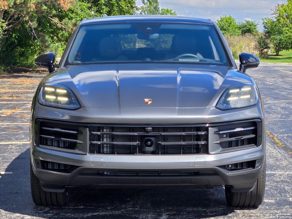 New 2026 Porsche Cayenne Coupe image 11