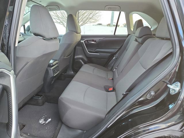 Used 2023 Toyota RAV4 XLE image 28
