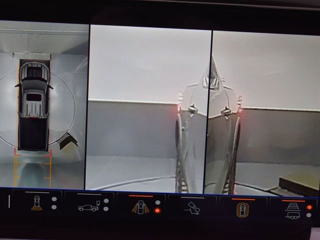 Used 2025 Chevrolet Silverado 1500 ZR2 w/ Technology Package image 34