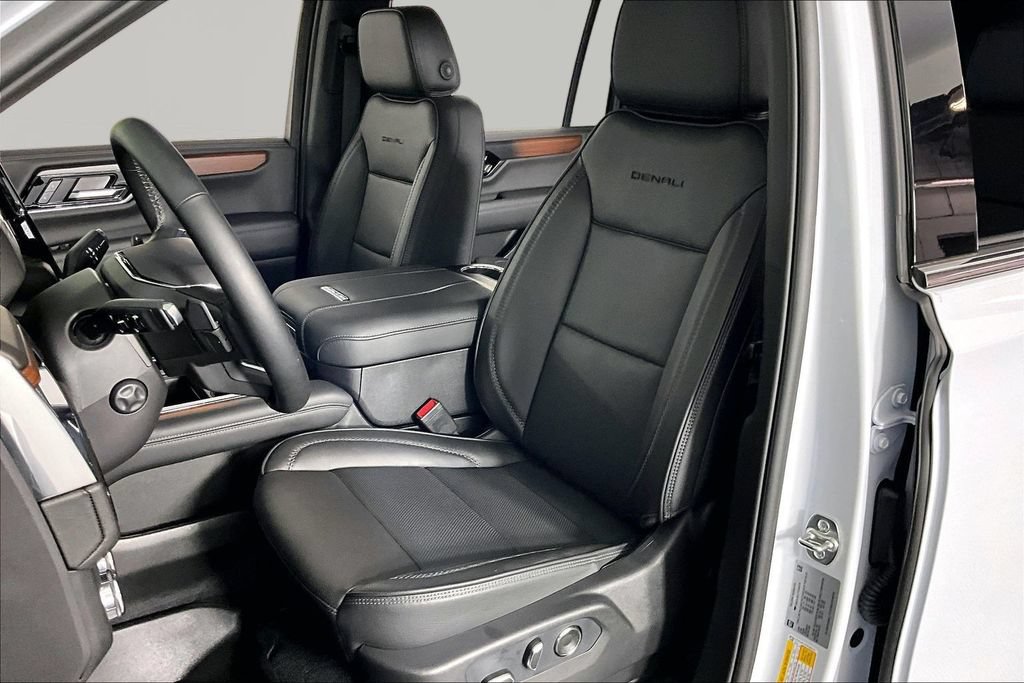 Used 2026 GMC Yukon XL Denali RWD image 20