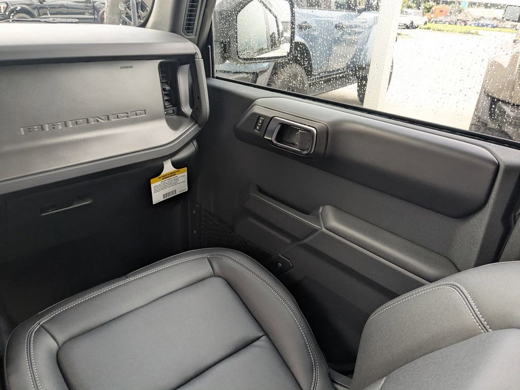 New 2025 Ford Bronco Badlands image 17