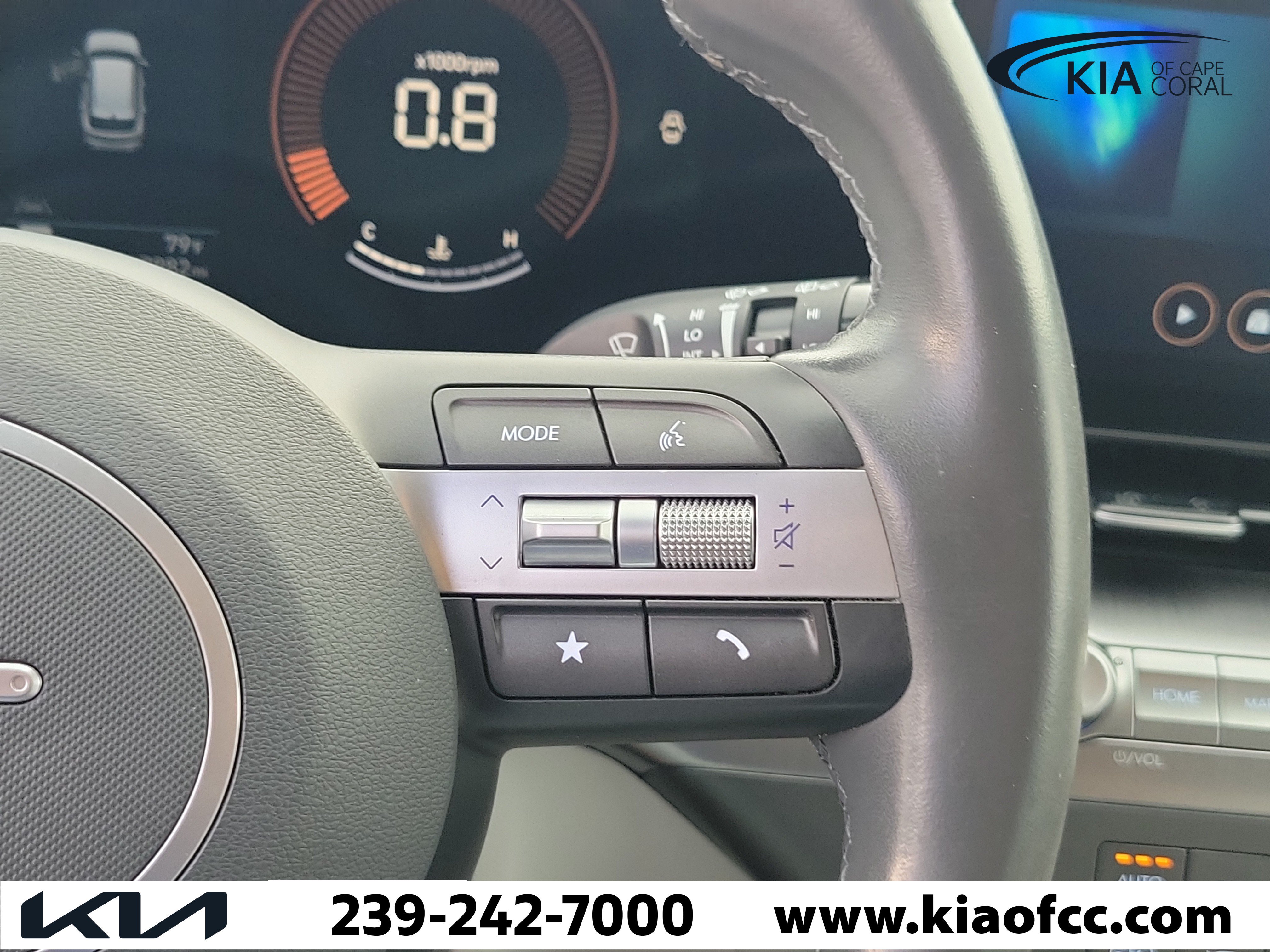 Used 2024 Hyundai Kona SEL FWD image 25