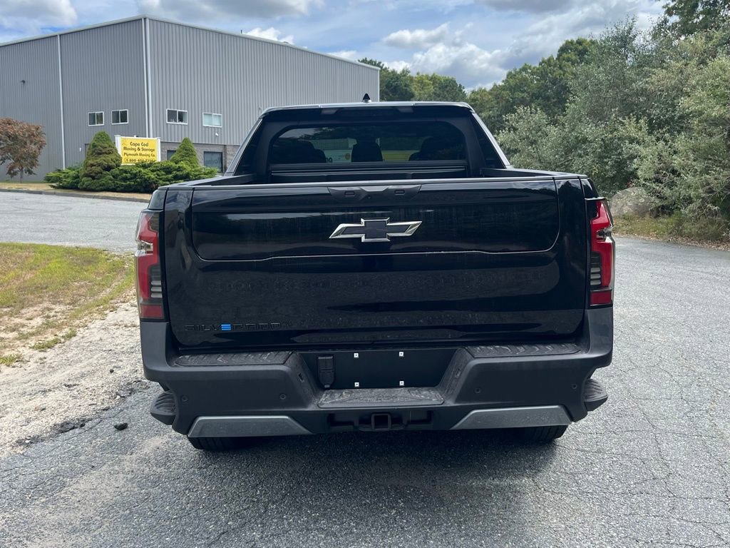 New 2026 Chevrolet Silverado EV Trail Boss image 4