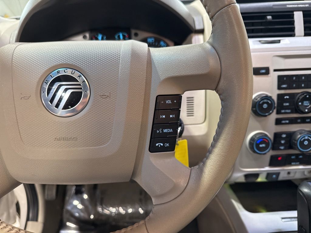 Used 2010 Mercury Mariner Premier FWD image 12