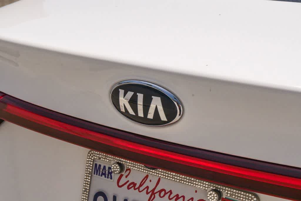 Used 2019 Kia Forte LXS FWD image 11