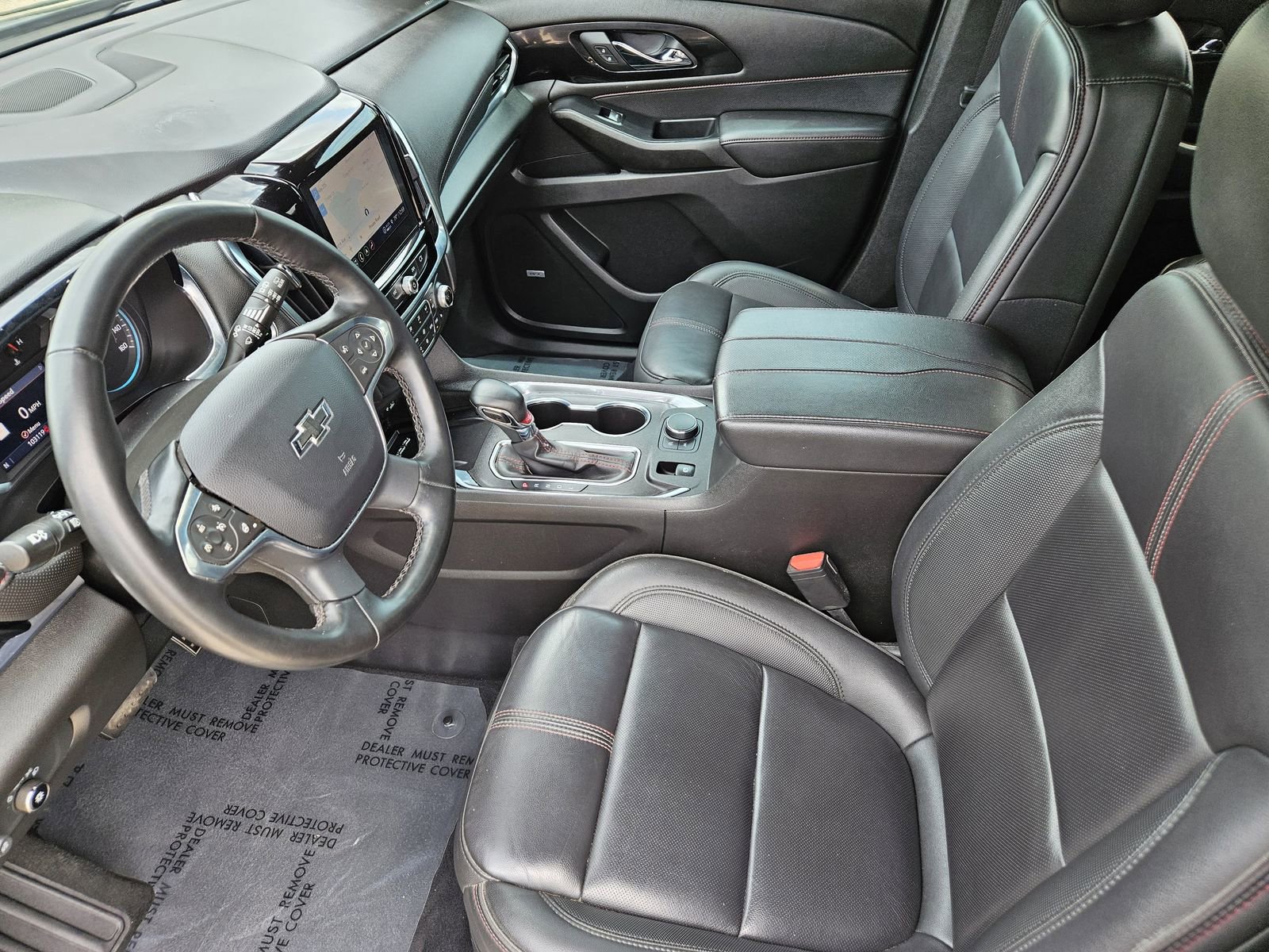 Used 2023 Chevrolet Traverse RS image 17