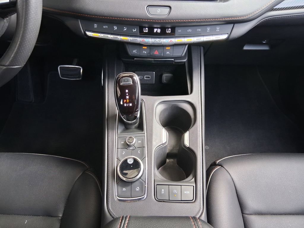 Used 2023 Cadillac XT4 Sport w/ Enhanced Visibility Package FWD image 16