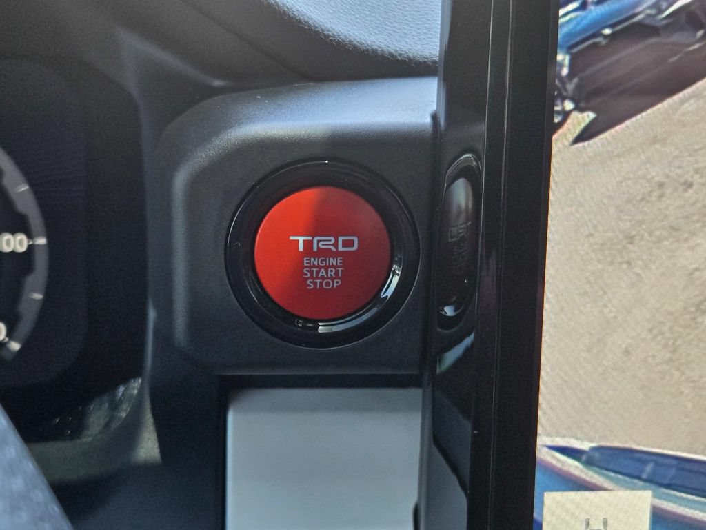 Used 2024 Toyota Tacoma TRD Sport AWD/4WD image 20