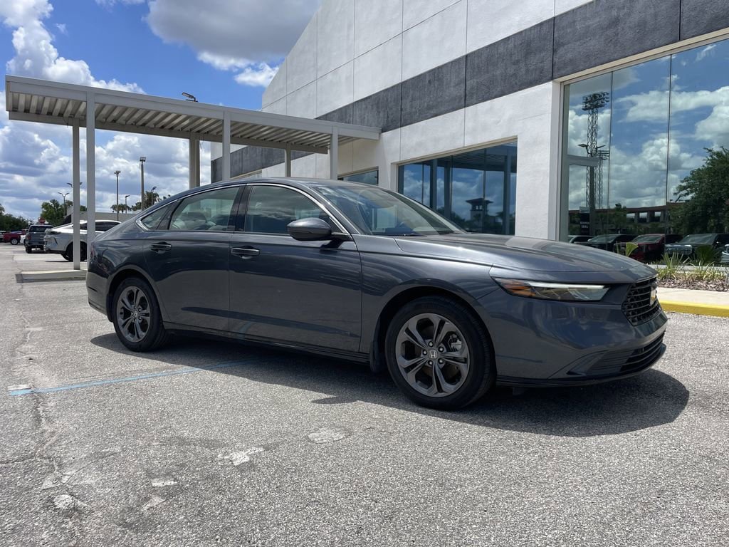 Used 2024 Honda Accord EX-L image 2