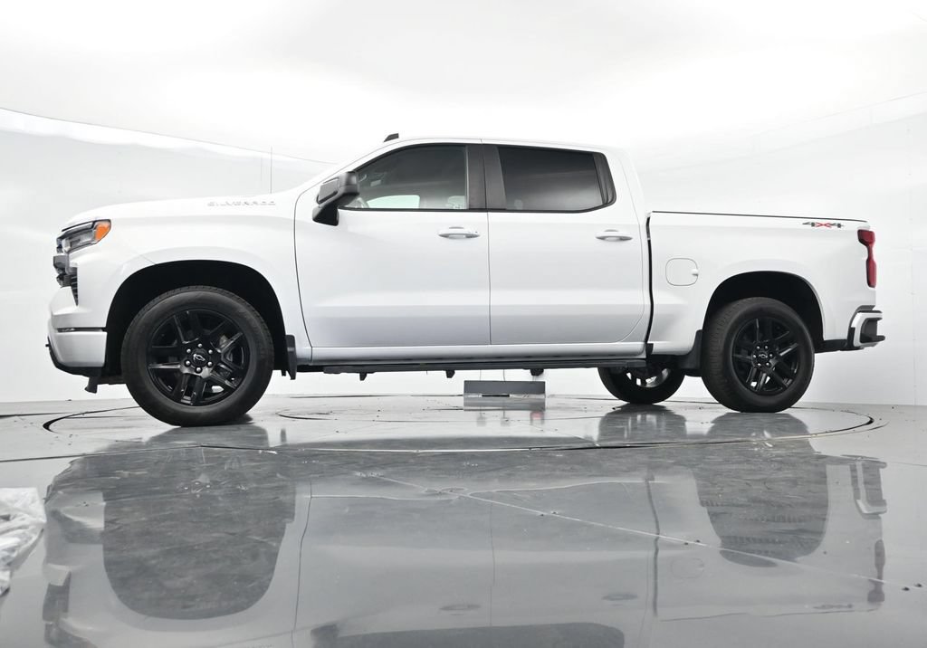 Used 2025 Chevrolet Silverado 1500 RST w/ LPO, Liner Protection Package AWD/4WD image 28