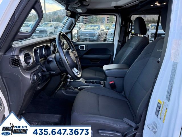 Used 2023 Jeep Wrangler Sahara w/ Cold Weather Group image 13