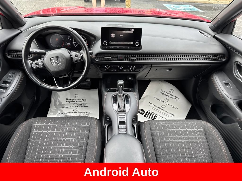 Used 2025 Honda HR-V Sport image 9