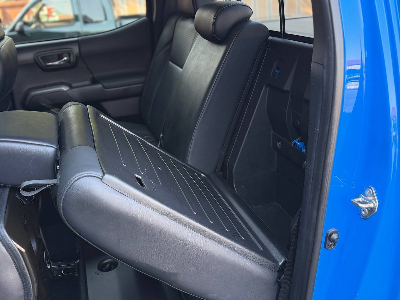 Used 2019 Toyota Tacoma TRD Pro AWD/4WD image 36