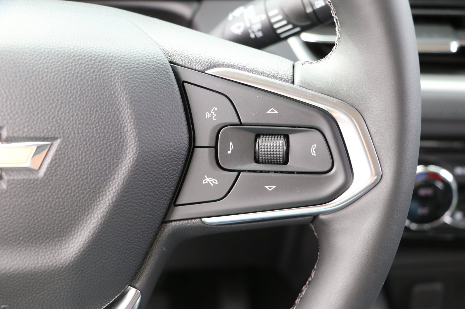 New 2026 Chevrolet TrailBlazer LT w/ Convenience Package FWD image 19