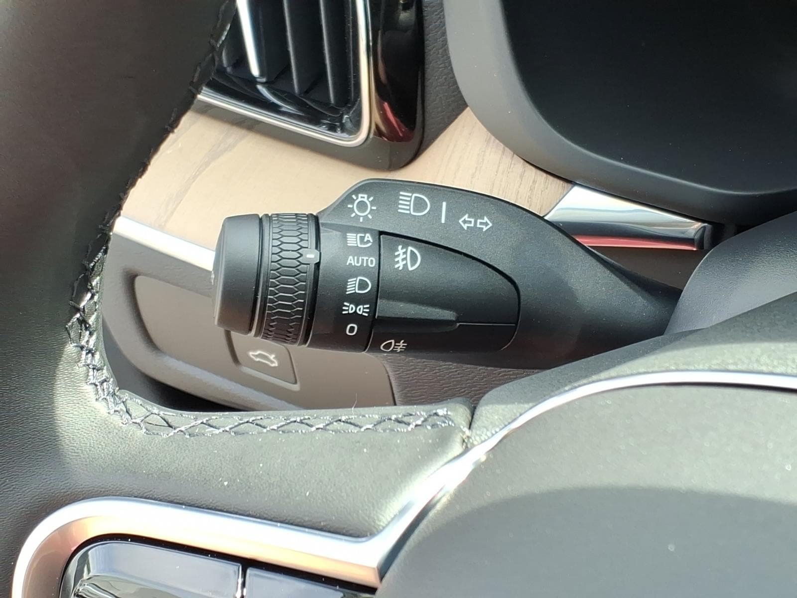 New 2027 Volvo XC60 B5 Ultra AWD/4WD image 21