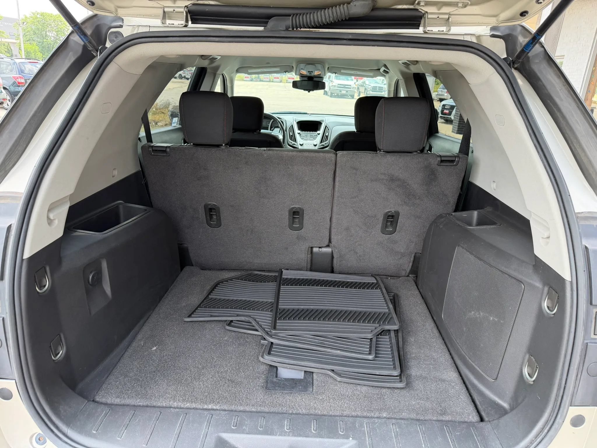 Used 2015 Chevrolet Equinox LT w/ Driver Convenience Package FWD image 17