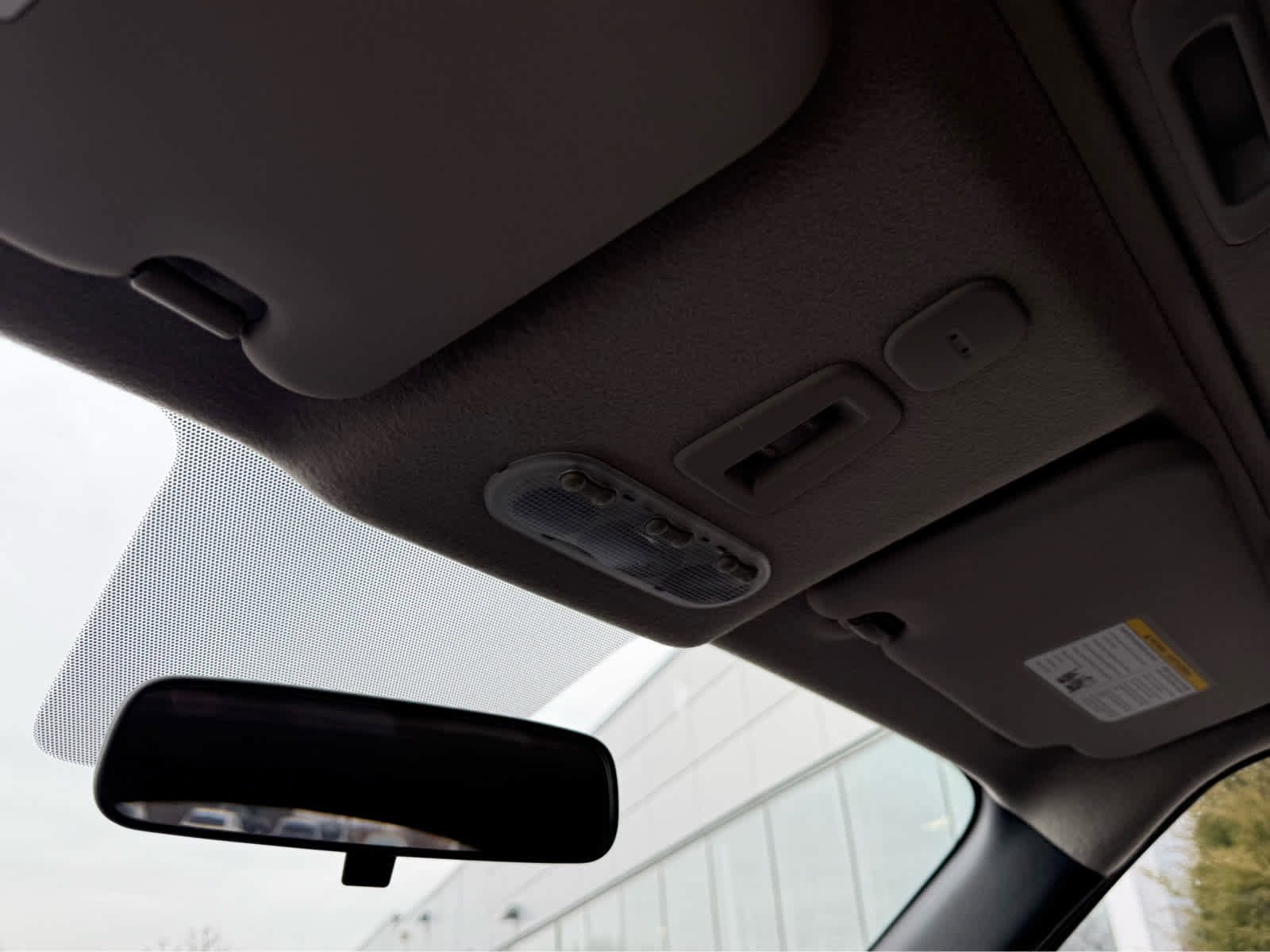 Used 2013 Nissan Juke SV image 28