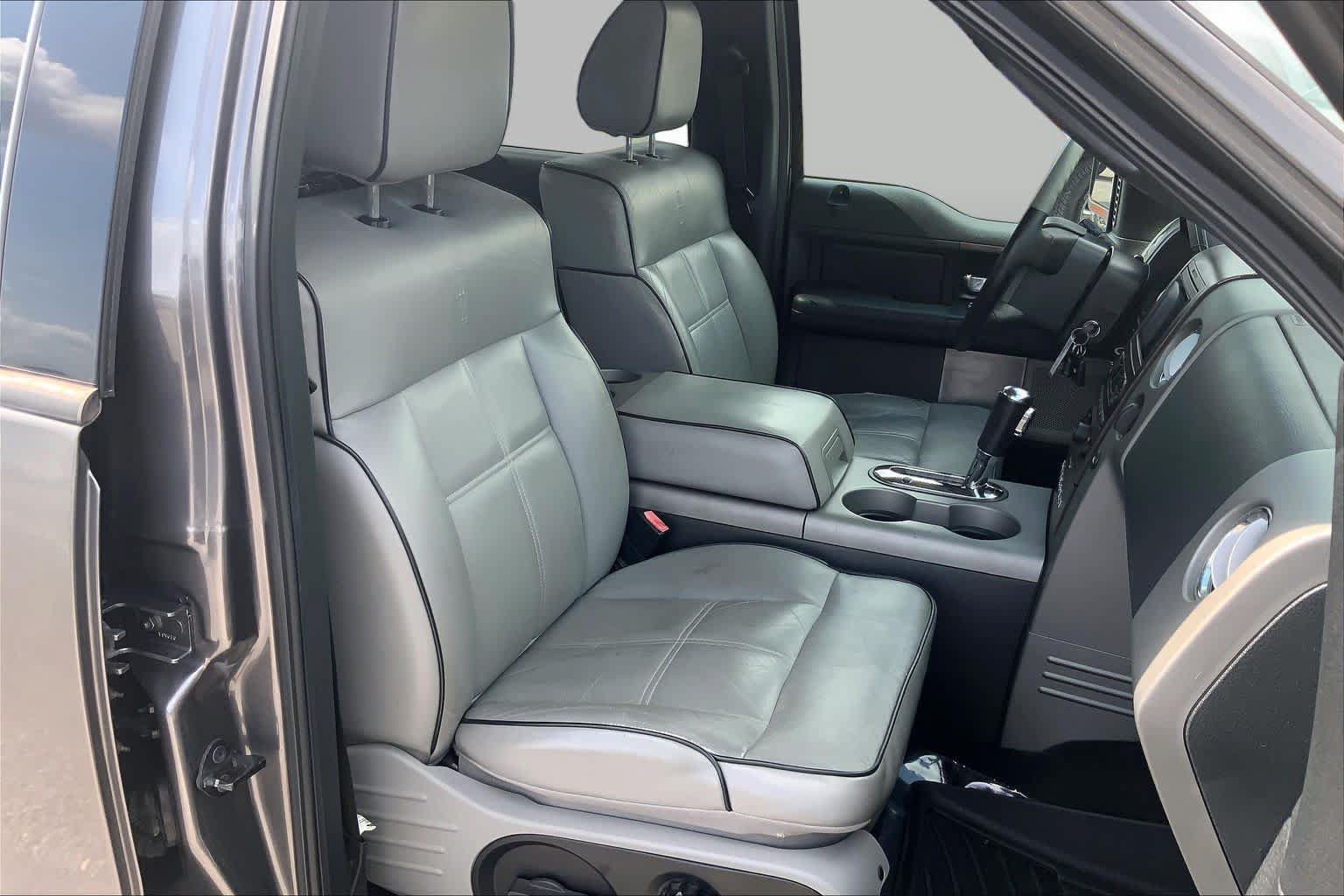 Used 2006 Lincoln Mark LT 2WD image 8