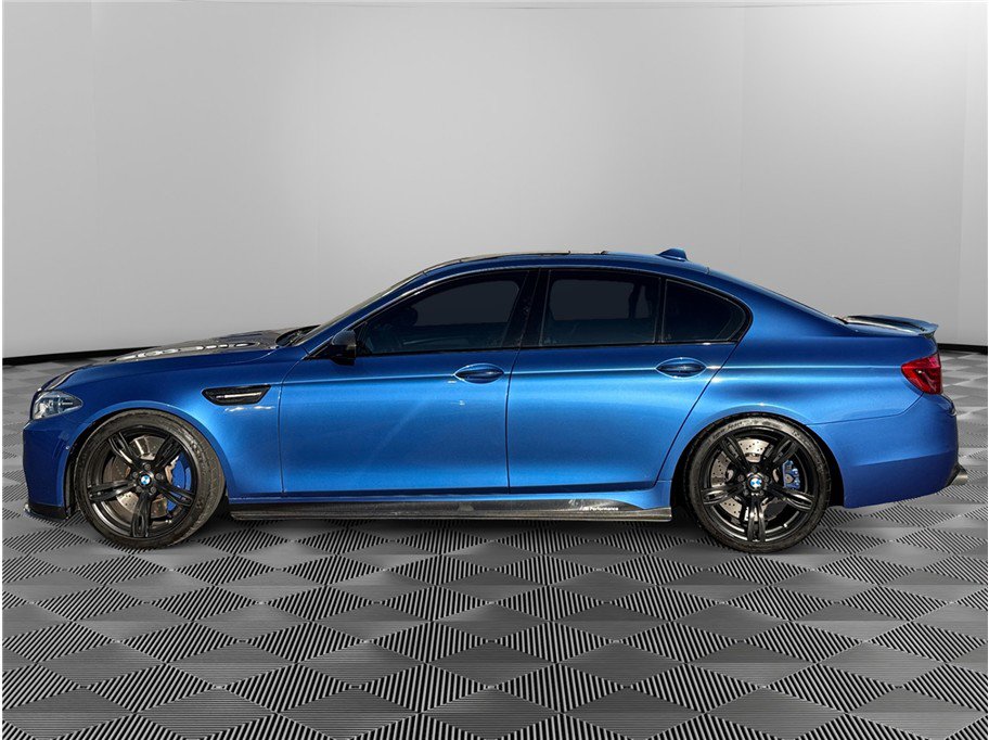Used 2016 BMW M5 RWD image 2