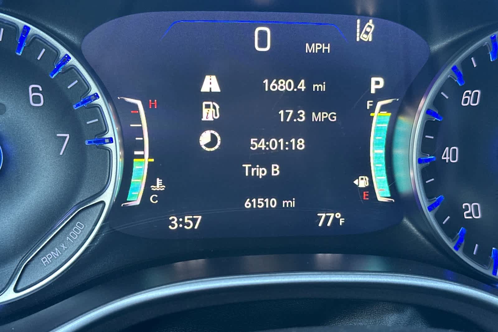 Used 2024 Chrysler Pacifica Touring-L FWD image 30