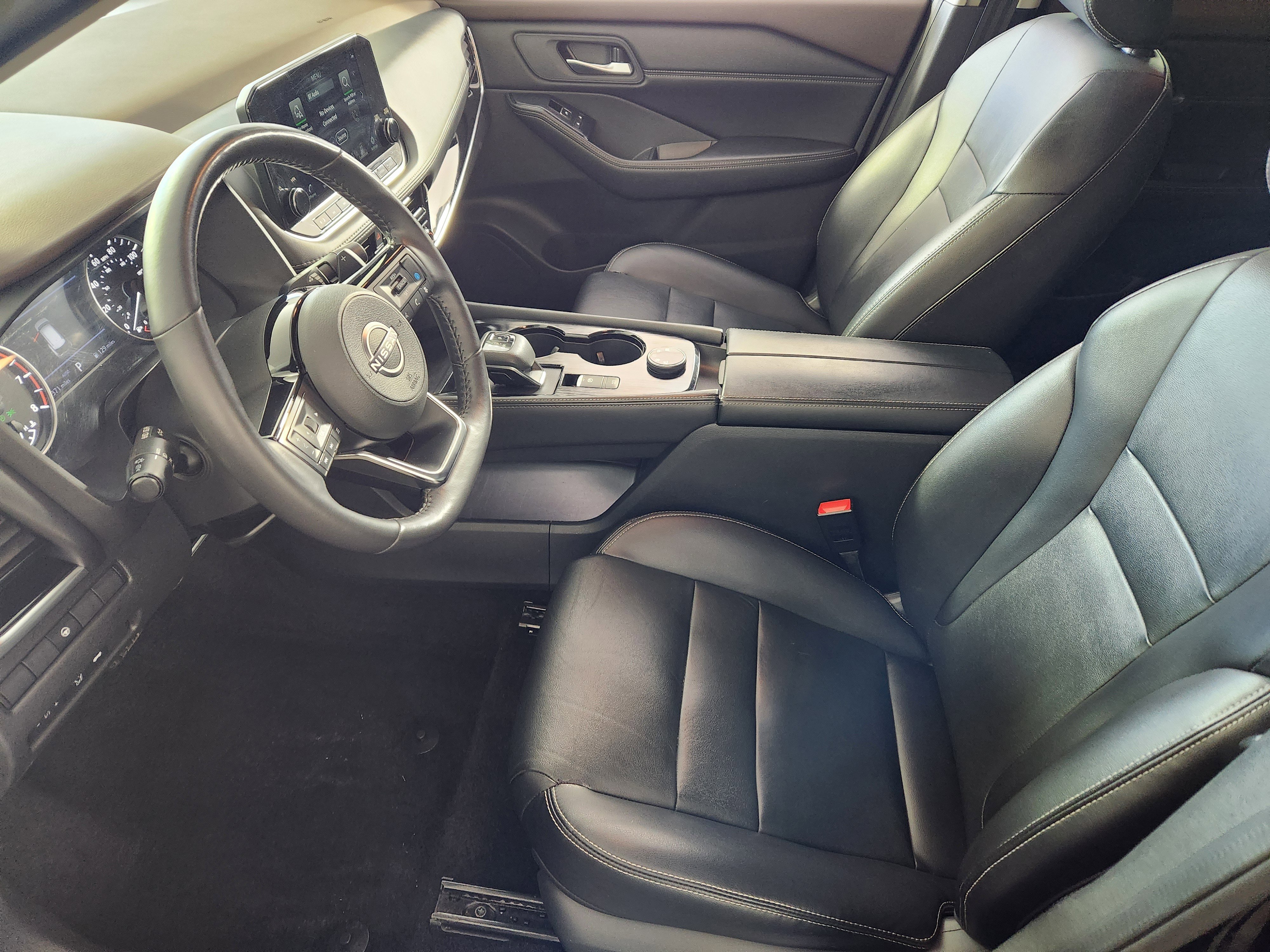 Used 2023 Nissan Rogue SL w/ SL Premium Package image 11