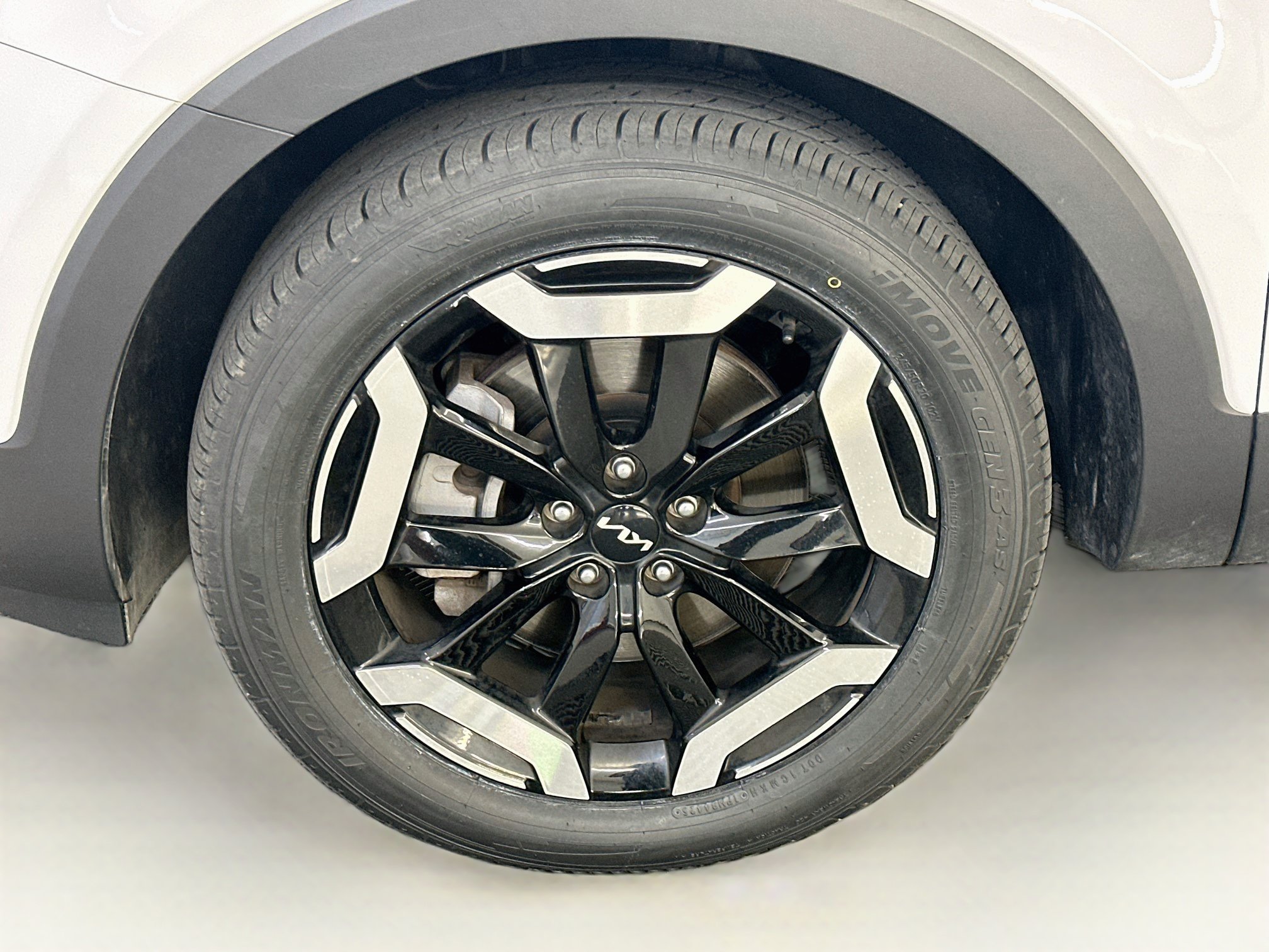Used 2025 Kia Telluride S AWD/4WD image 37