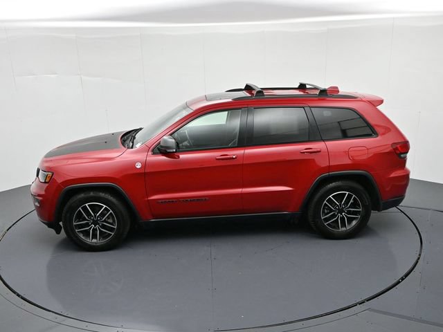 Used 2021 Jeep Grand Cherokee Trailhawk w/ Premium Lighting Group AWD/4WD image 18