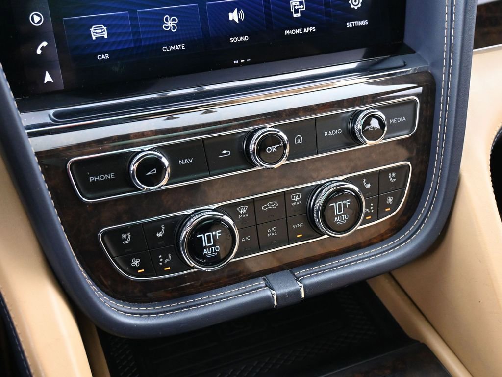 Certified 2023 Bentley Bentayga Extended Wheelbase AWD/4WD image 23