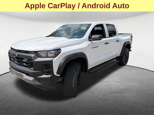 Used 2024 Chevrolet Colorado Trail Boss w/ LPO, Dark Essentials Package AWD/4WD image 5