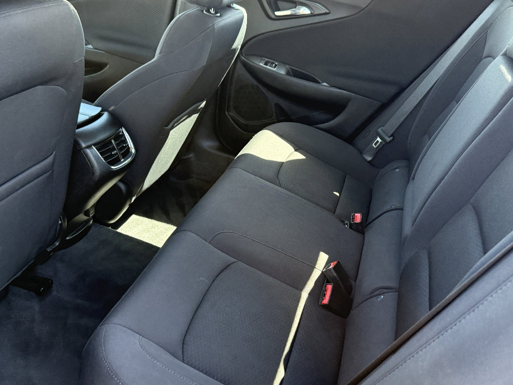 Used 2022 Chevrolet Malibu LT FWD image 21