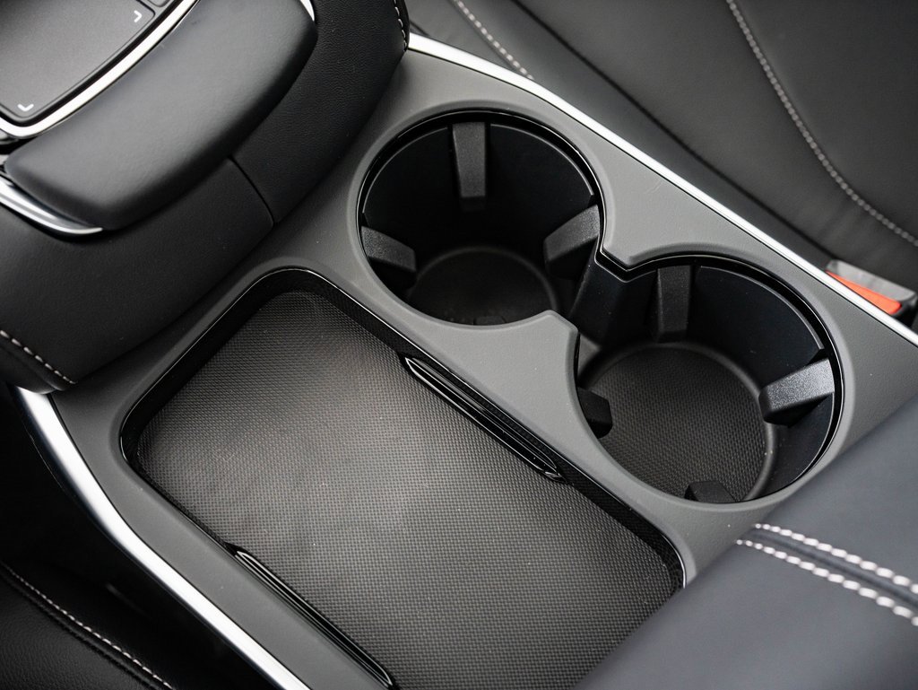 Certified 2025 Acura RDX SH-AWD image 32