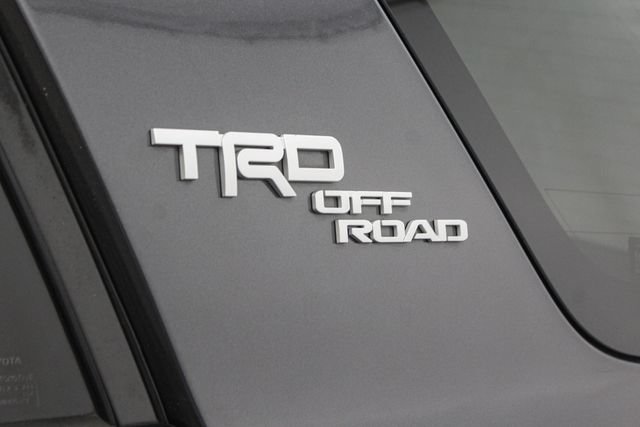 Used 2022 Toyota 4Runner TRD Off-Road Premium AWD/4WD image 12