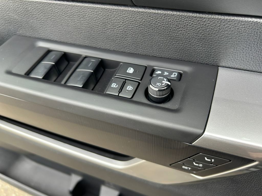 Used 2023 Toyota Tundra Platinum image 23