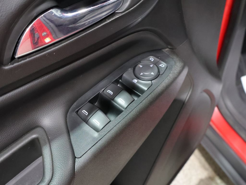 Used 2019 Chevrolet Equinox LT image 14