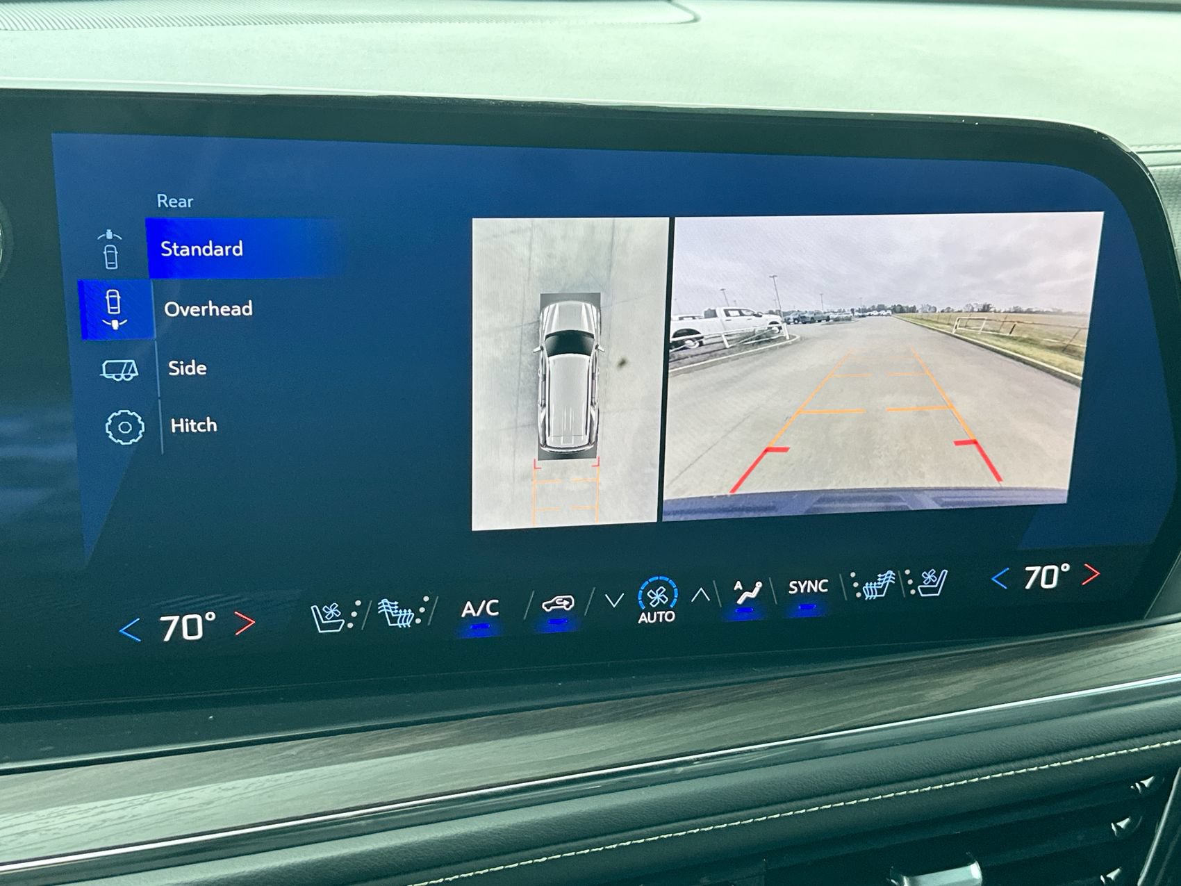 Used 2025 Chevrolet Tahoe Premier RWD image 17