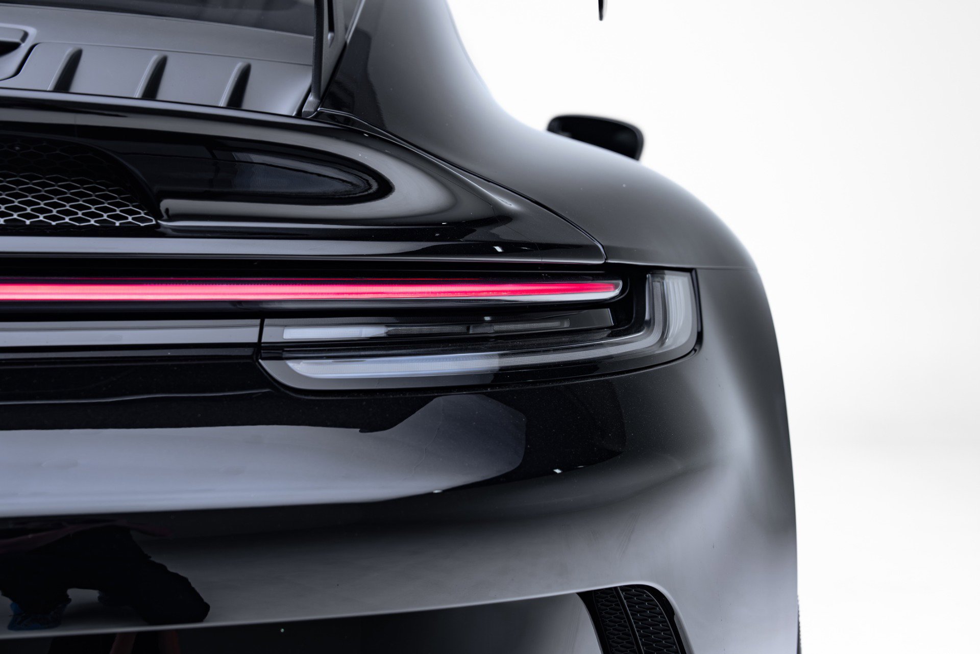 Used 2022 Porsche 911 GT3 image 37