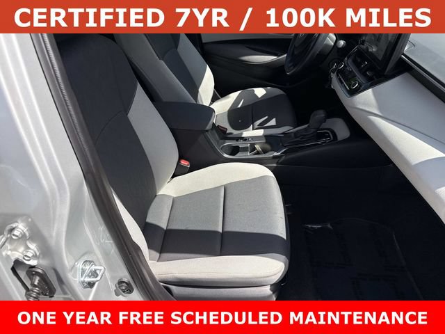 Used 2025 Toyota Corolla LE FWD image 9