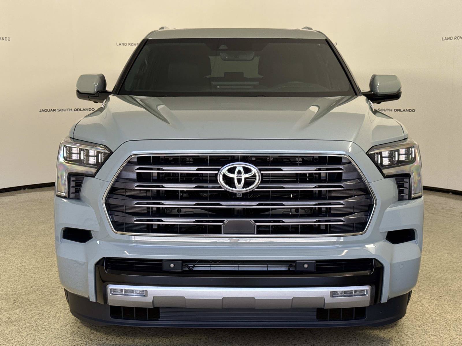 Used 2026 Toyota Sequoia Limited AWD/4WD image 8