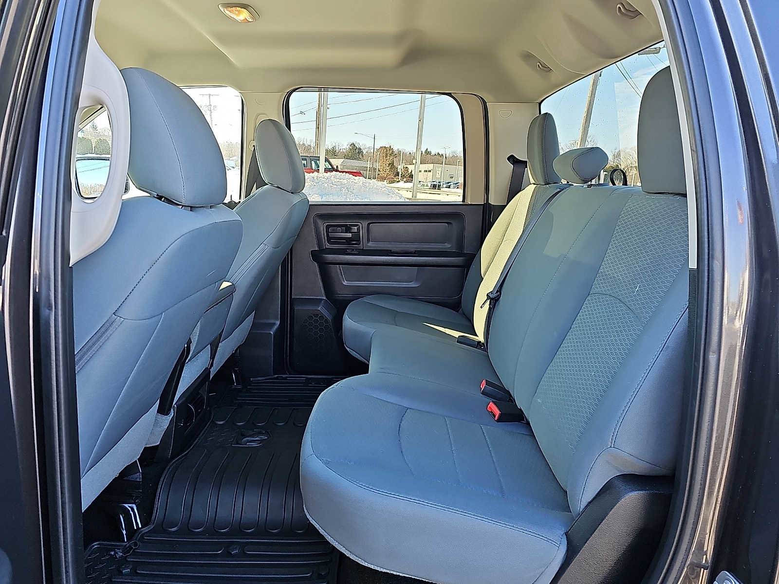 Used 2016 RAM 1500 Express image 10