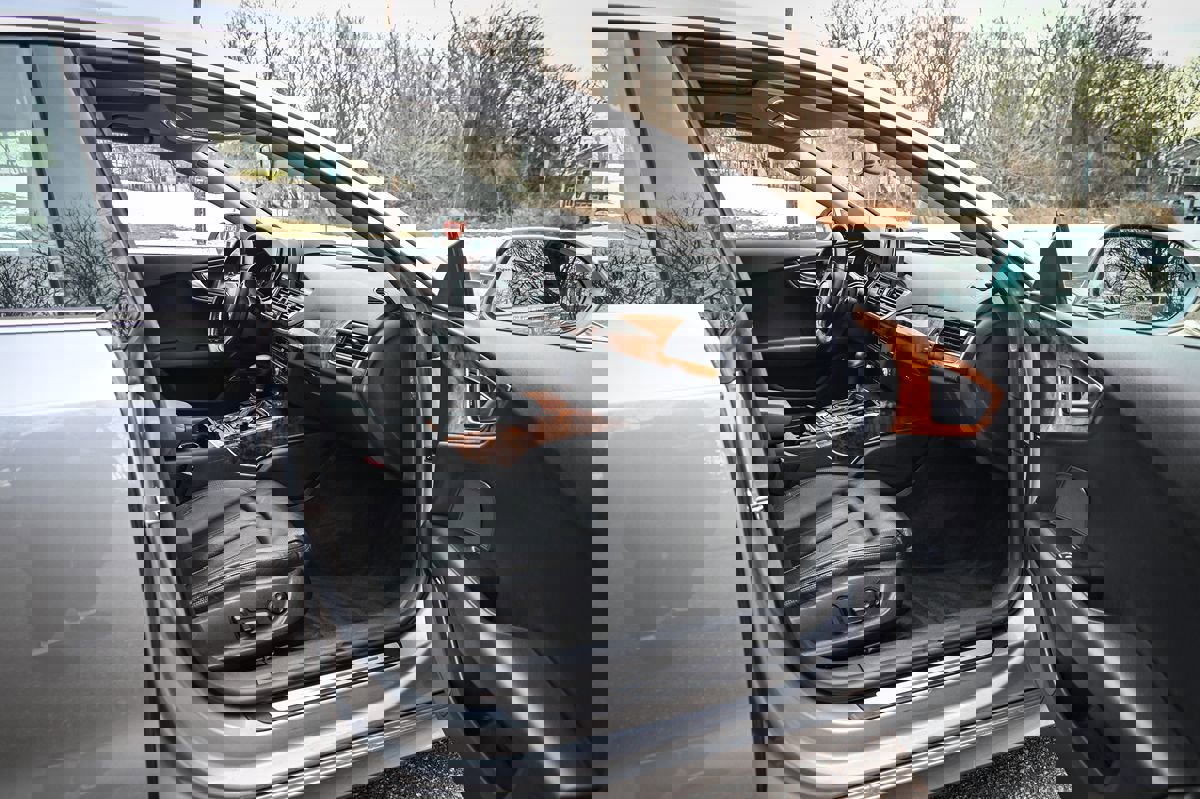 Used 2012 Audi A7 3.0T Prestige w/ Prestige Pkg image 6